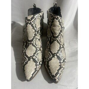 Qupid Booties Faux Snake Skin Pointy Ankle Stacked Heeled Cowboy Boots Indie 8.5